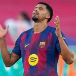 El Atlético de Madrid observa la situación de Ronald Araújo